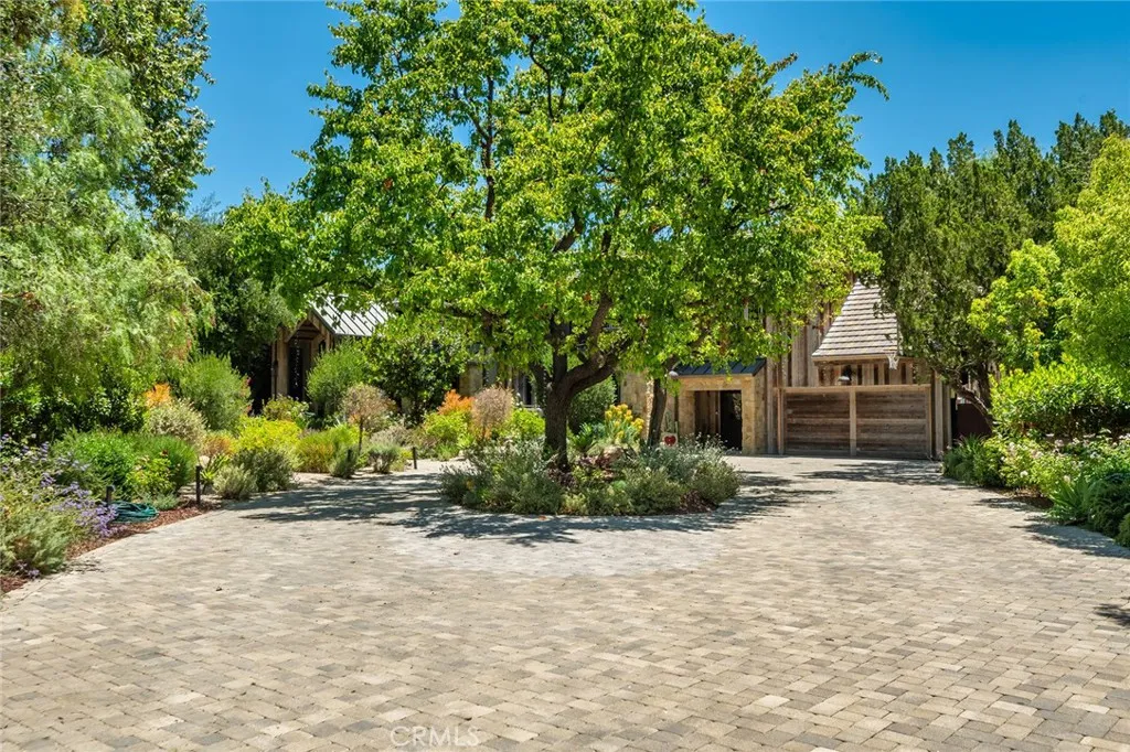 5207 Saddle Creek Road, Hidden Hills, California 91302 home-pic-49